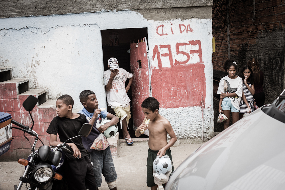 1_day_inside_favelas08