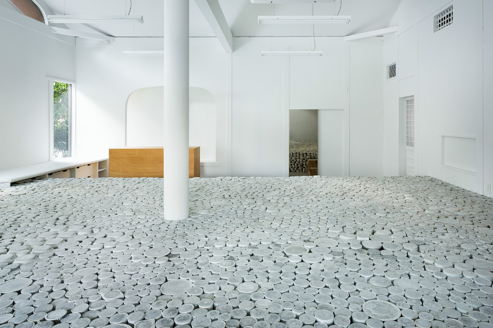 Hasami, Maruhiro, Japanese, Yusuke Seki, looring, ceramics, minimalism, culture